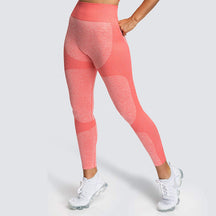 2023 New Seamless Buttocks Moisture Wicking Yoga Pants